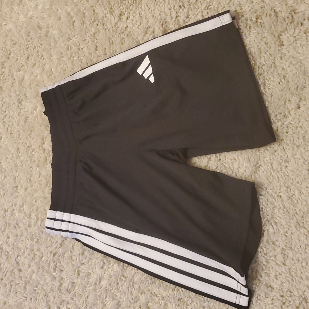 5 For $25 Adidas Black Athletic Shorts Youth Size Small 8